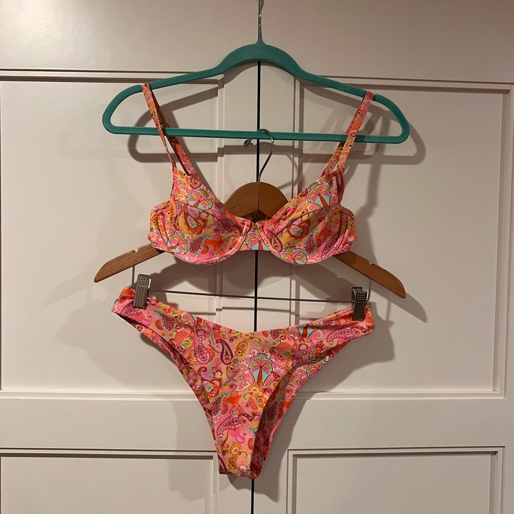 Kulani Kinis Bikini Set